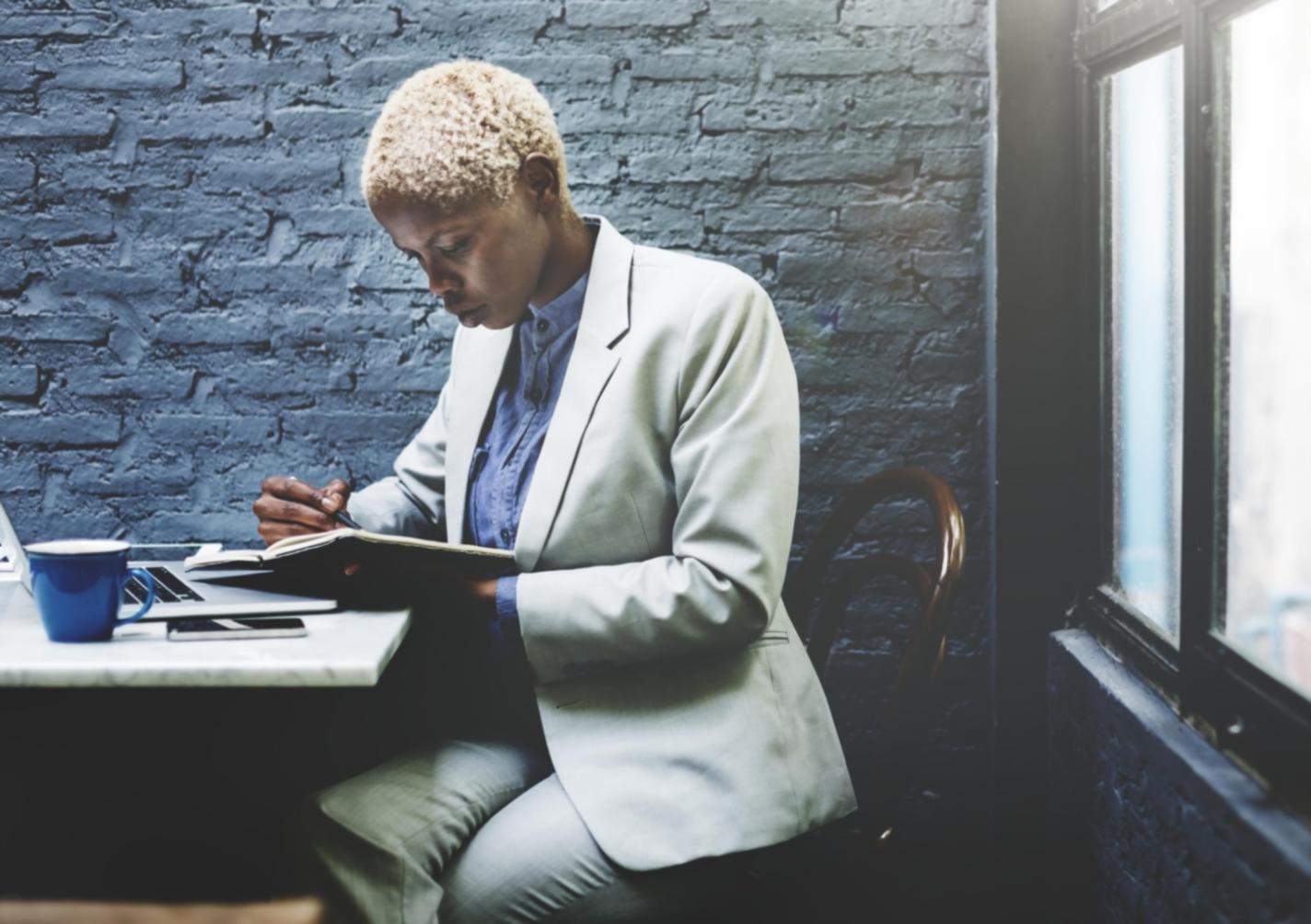 Proceso de identificación de oportunidades comerciales